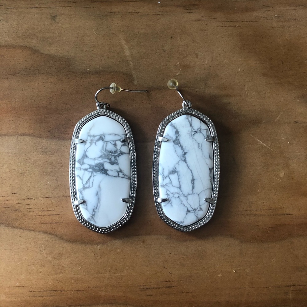KENDRA SCOTT marble and silver earrings